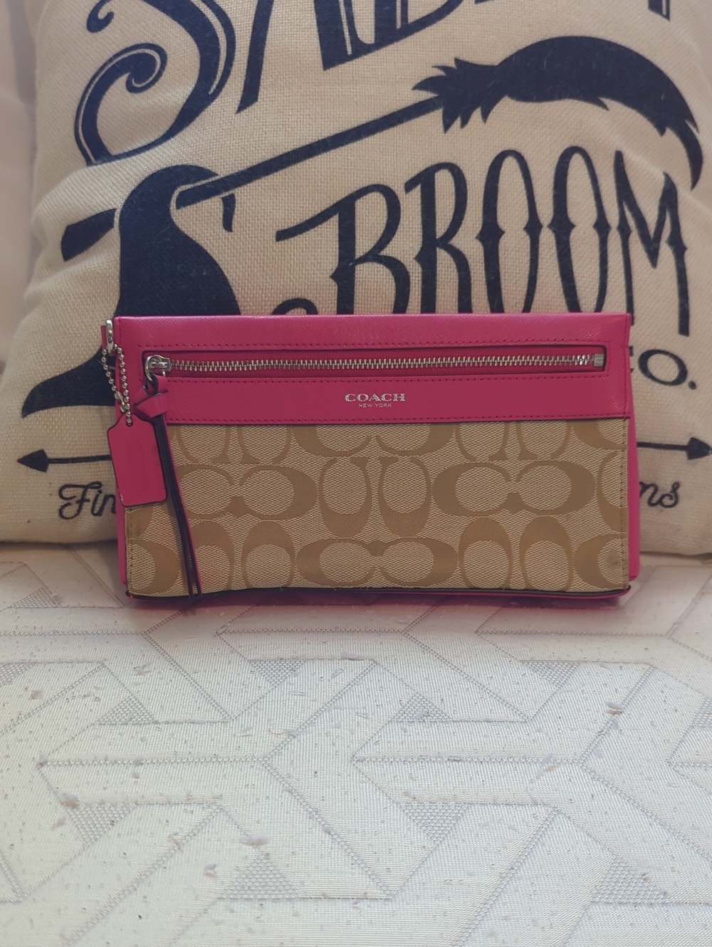 COACH Signature Canvas Wristlet with Hot Pink Trim Wallet - CUTE!